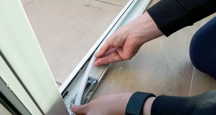 Garage Door Off Track Repair in Riverview, FL