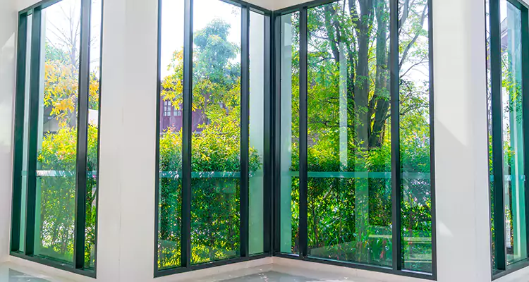 Emergency Balcony Door Glass Repair in Riverview, FL