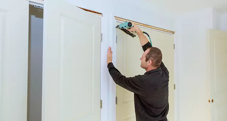 Top Rated Door Fixing ServiceFixing Garage Door Track in Riverview, FL