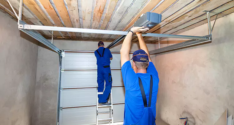 Garage Door Opener Technician in Riverview, FL